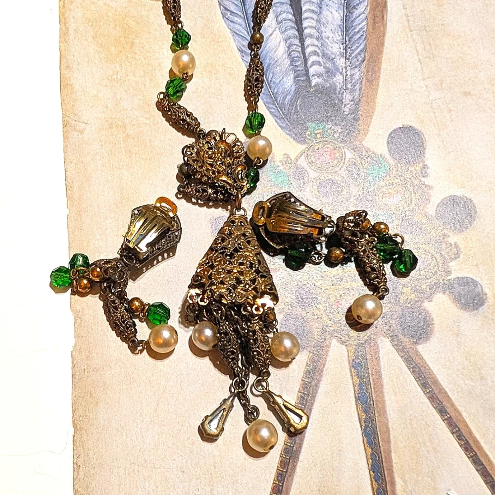 RARE Renaissance Revival W.Germany 1950s Filigree Demi Parure - Picture 4 of 8